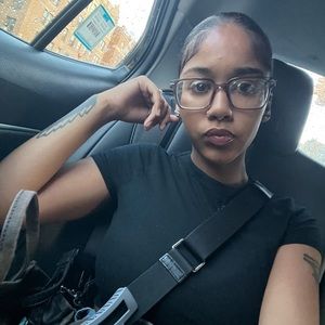 Meet your Posher, Khaidley
